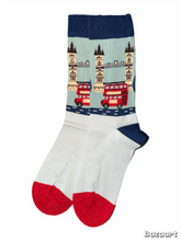 Load image into Gallery viewer, Tower Bridge &amp; London Bus Socks - Green
