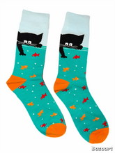 Load image into Gallery viewer, Kitten &amp; Fishbowl Socks
